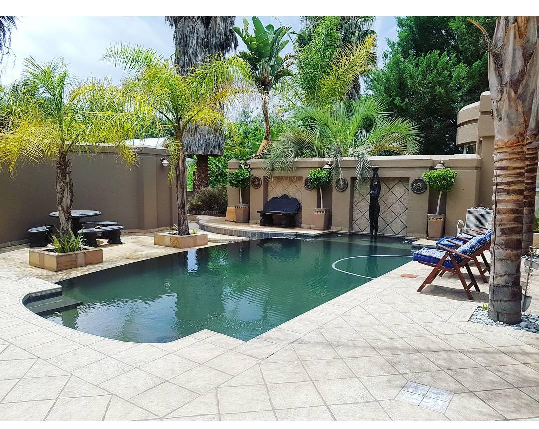 Oudtshoorn Guest House Экстерьер фото
